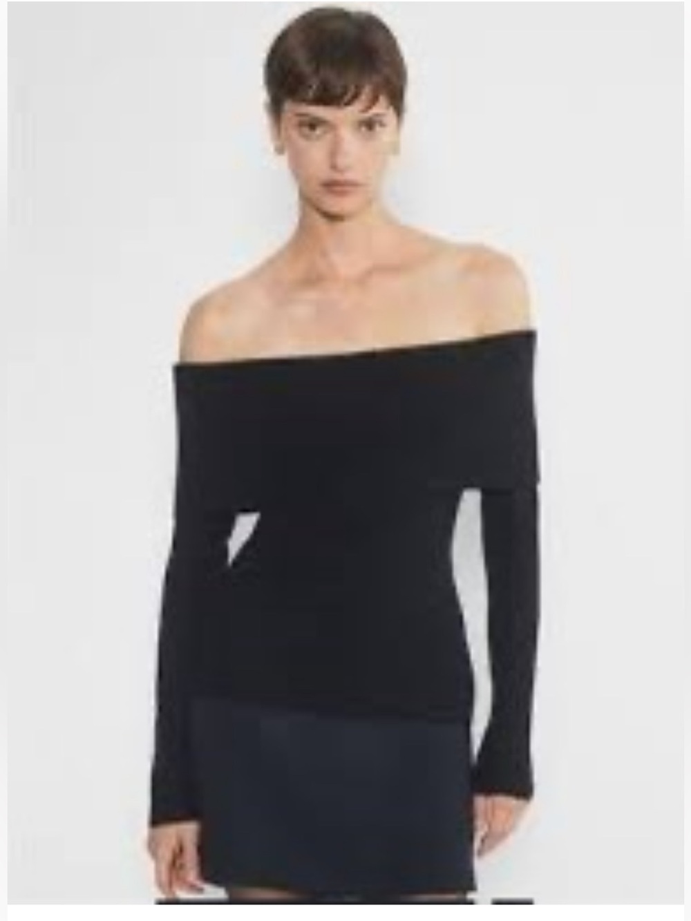 Aritzia Wilfred Black Croquis Off-the-Shoulder Sweater. Never worn.